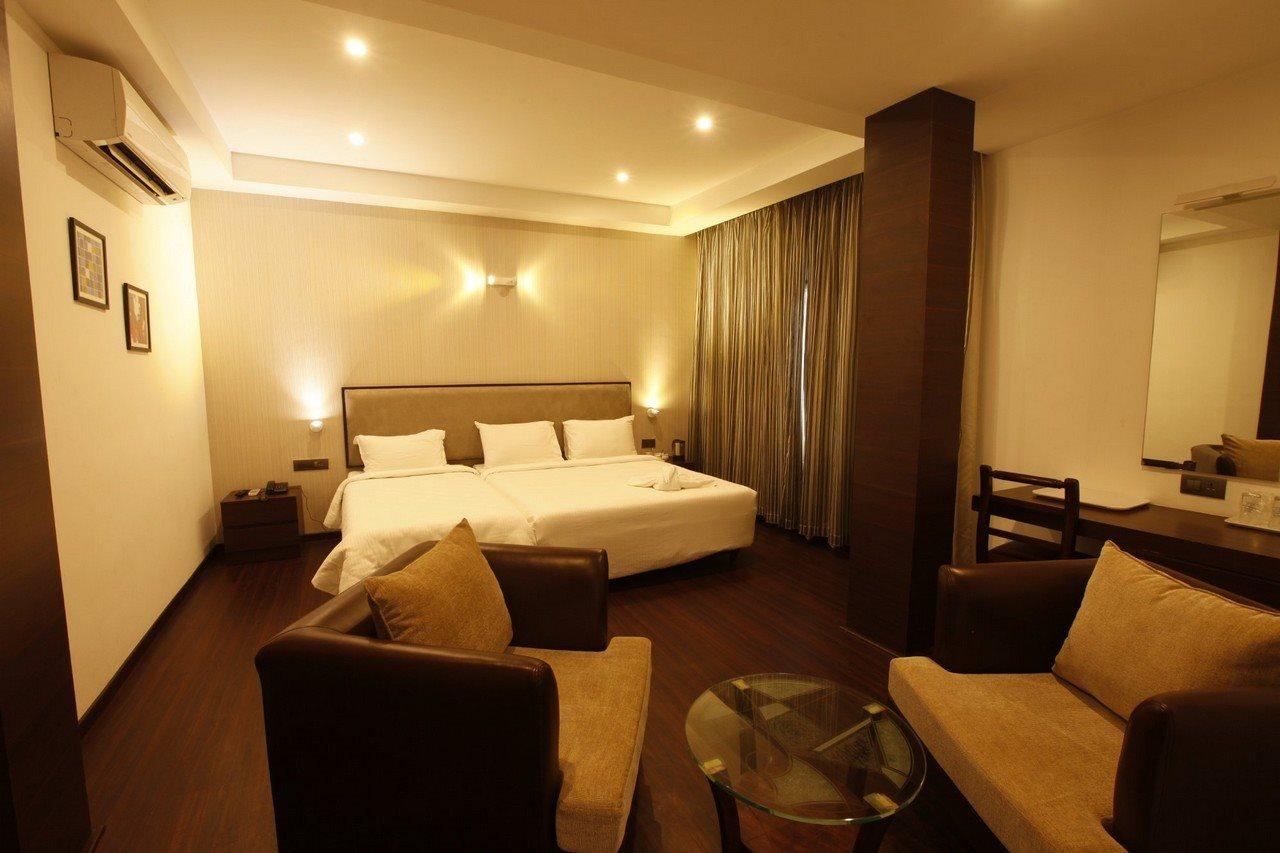 Brownstar Boutique Hotel Madras Buitenkant foto