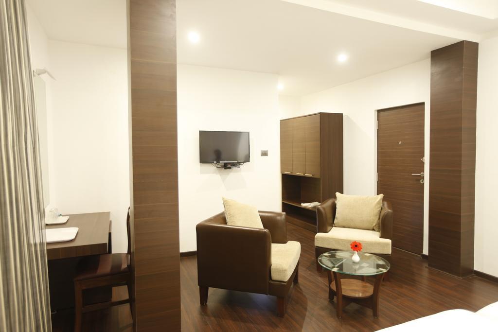 Brownstar Boutique Hotel Madras Kamer foto
