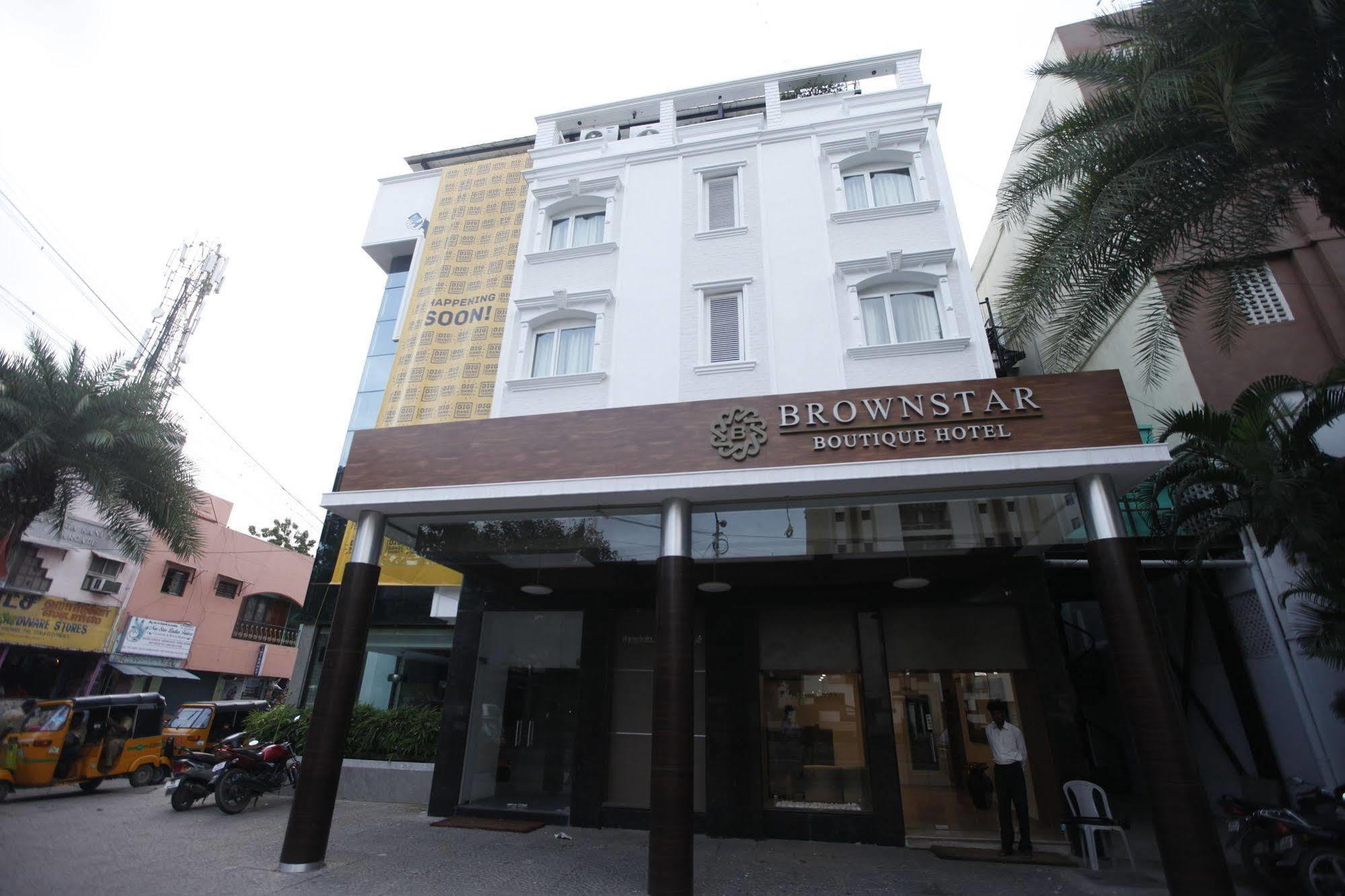 Brownstar Boutique Hotel Madras Buitenkant foto